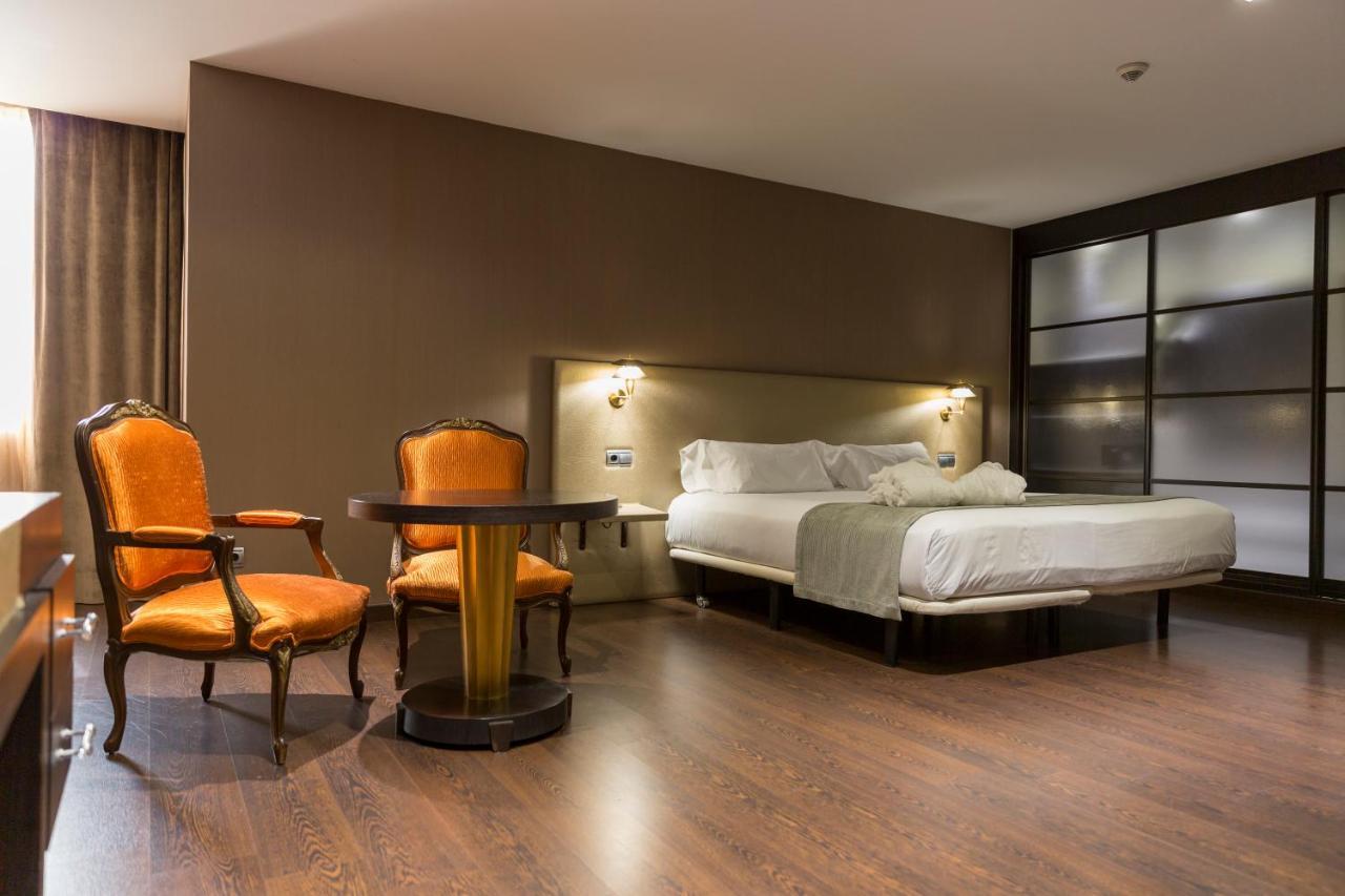 Iberik Santo Domingo Plaza Hotel Oviedo Eksteriør bilde